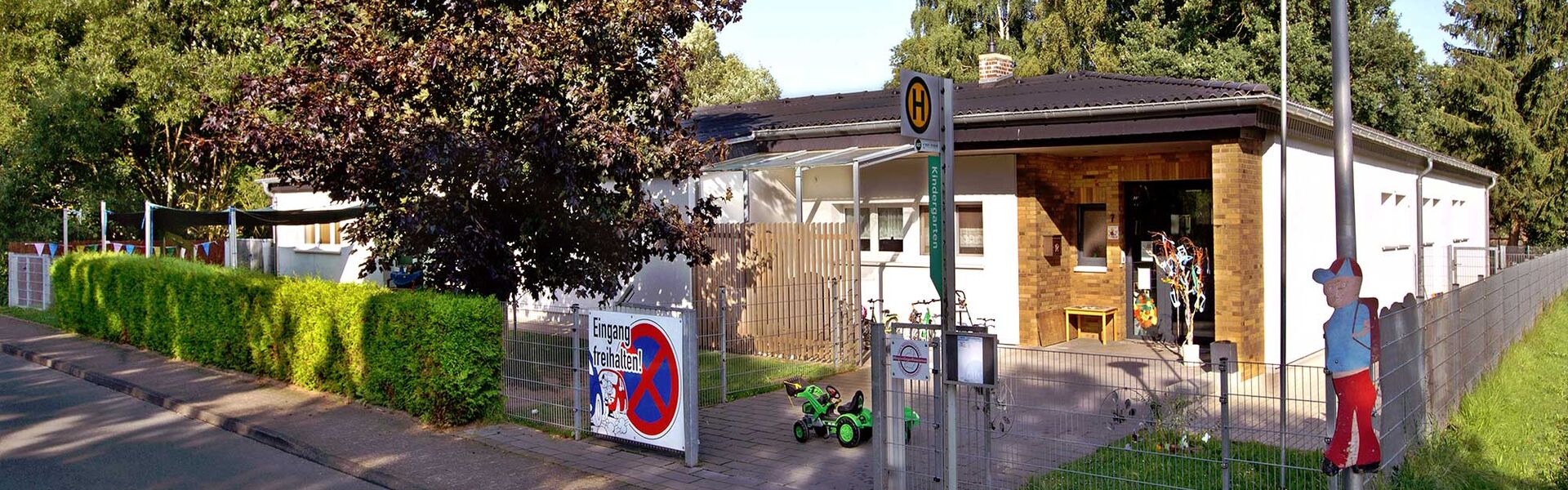 Kindertagesstätte Twistetal - Twiste Aussnenansicht der Kindertagesstätte Twistetal - Twiste