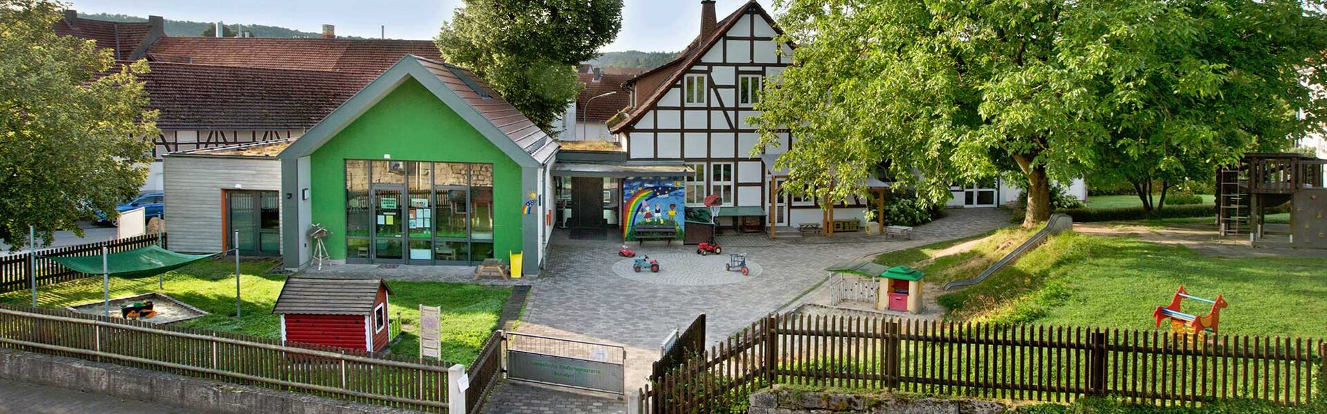Kindertagesstätte Twistetal - Berndorf Aussnenansicht der Kindertagesstätte Twistetal - Berndorf