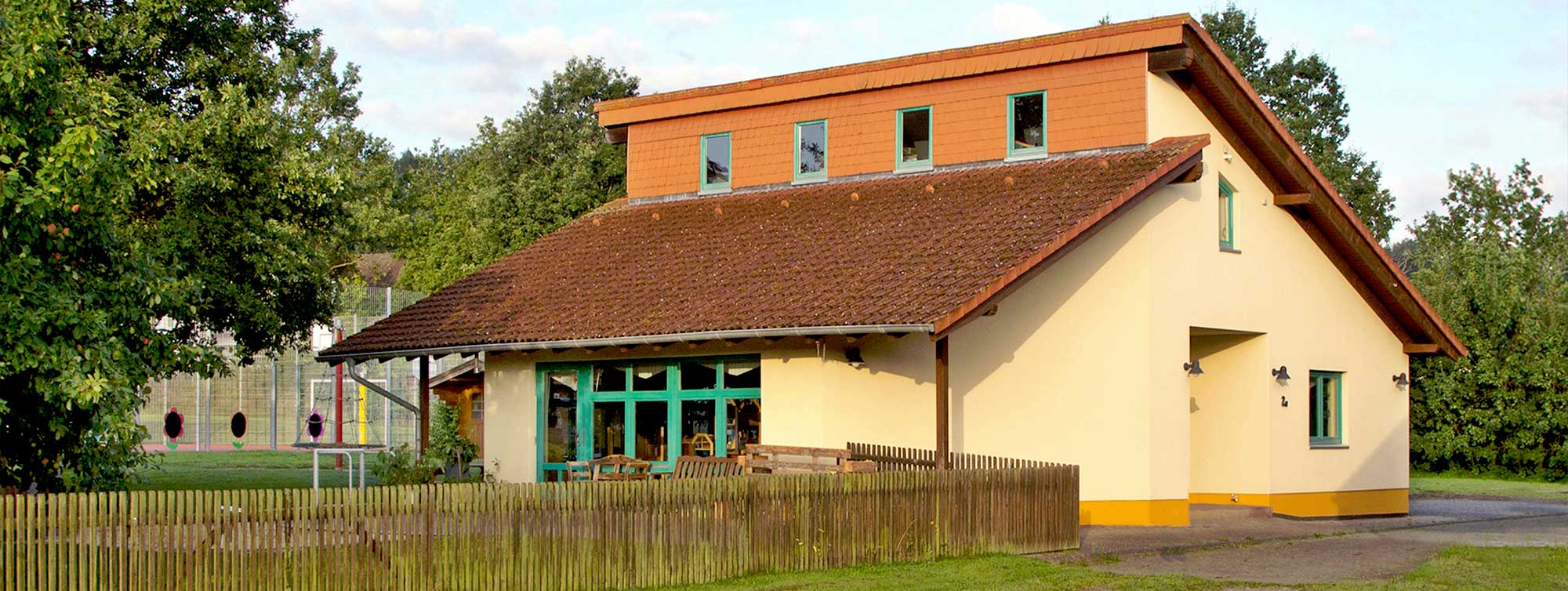 Außenansicht der Kindertagesstätte Bad Arolsen - Wetterburg